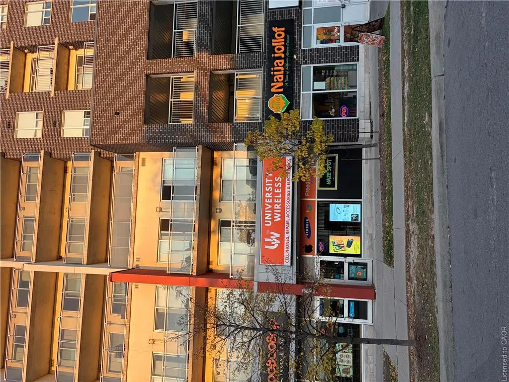 280 Lester Street #103