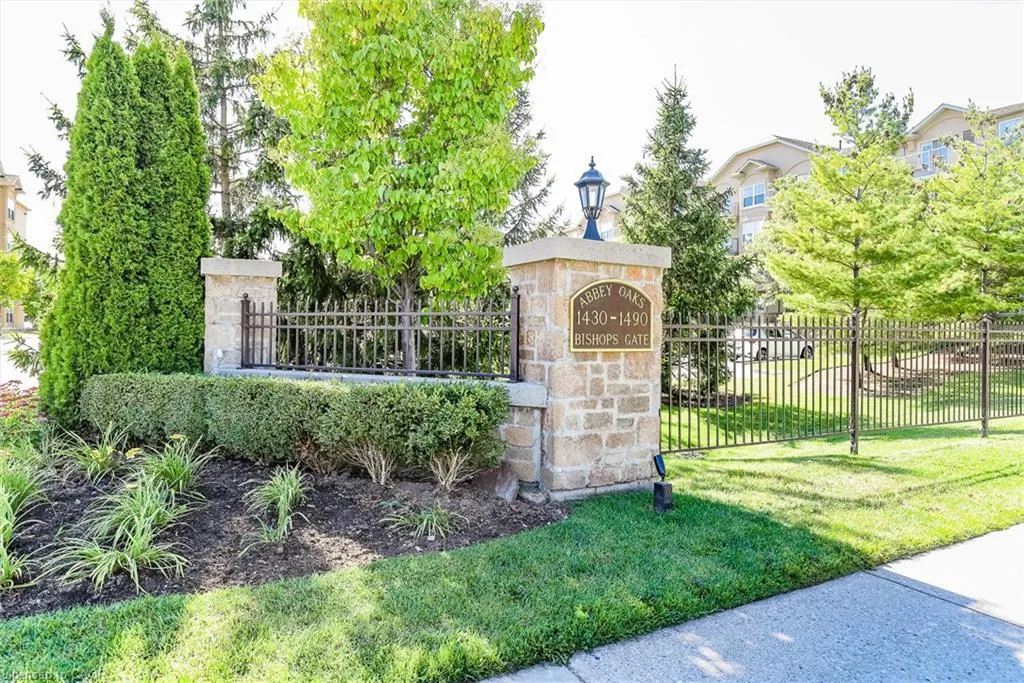 1470 Bishops Gate #206