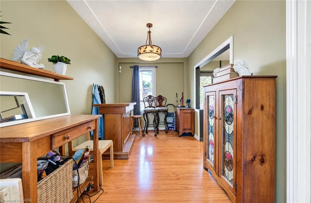 3 Craigmiller Avenue