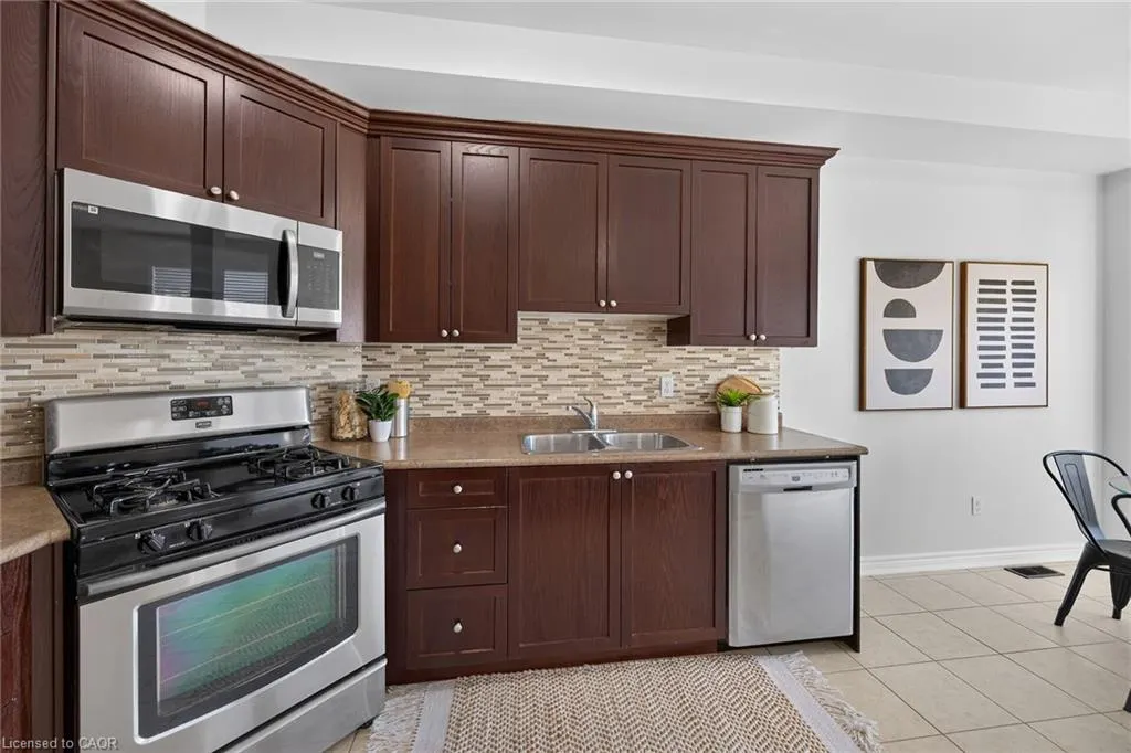 16 Browview Drive