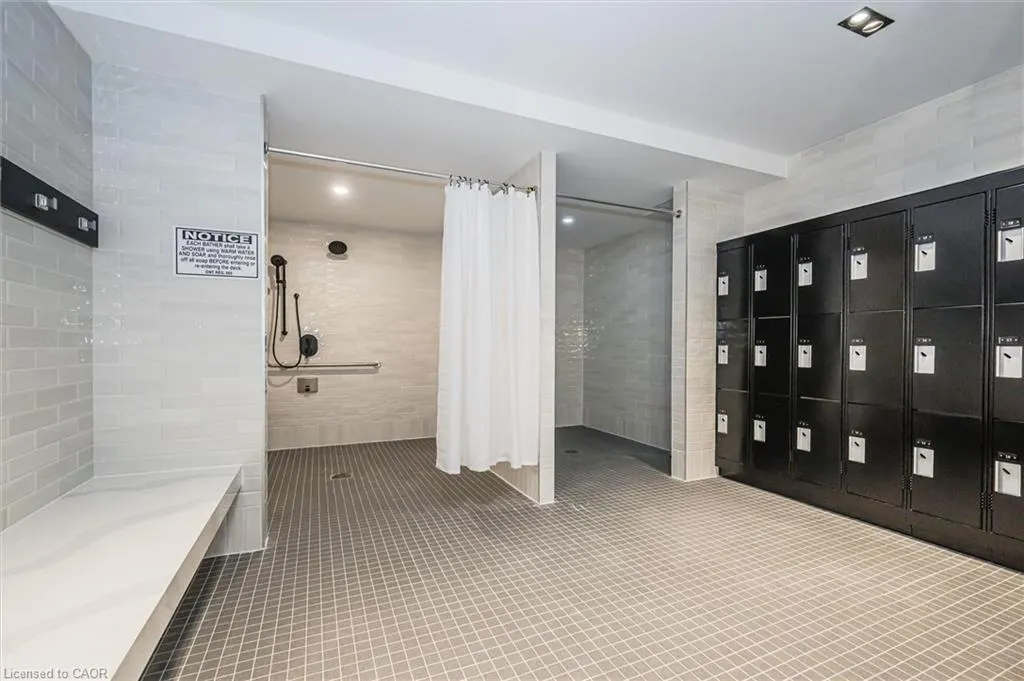 5 Wellington Street #807