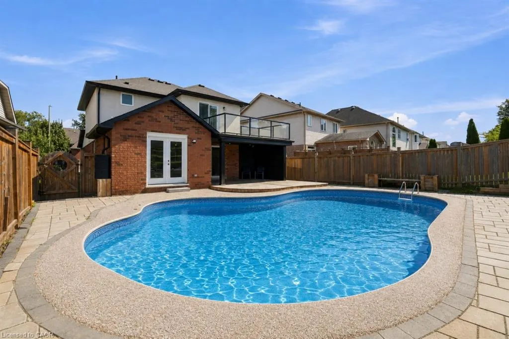 18 Sable Drive
