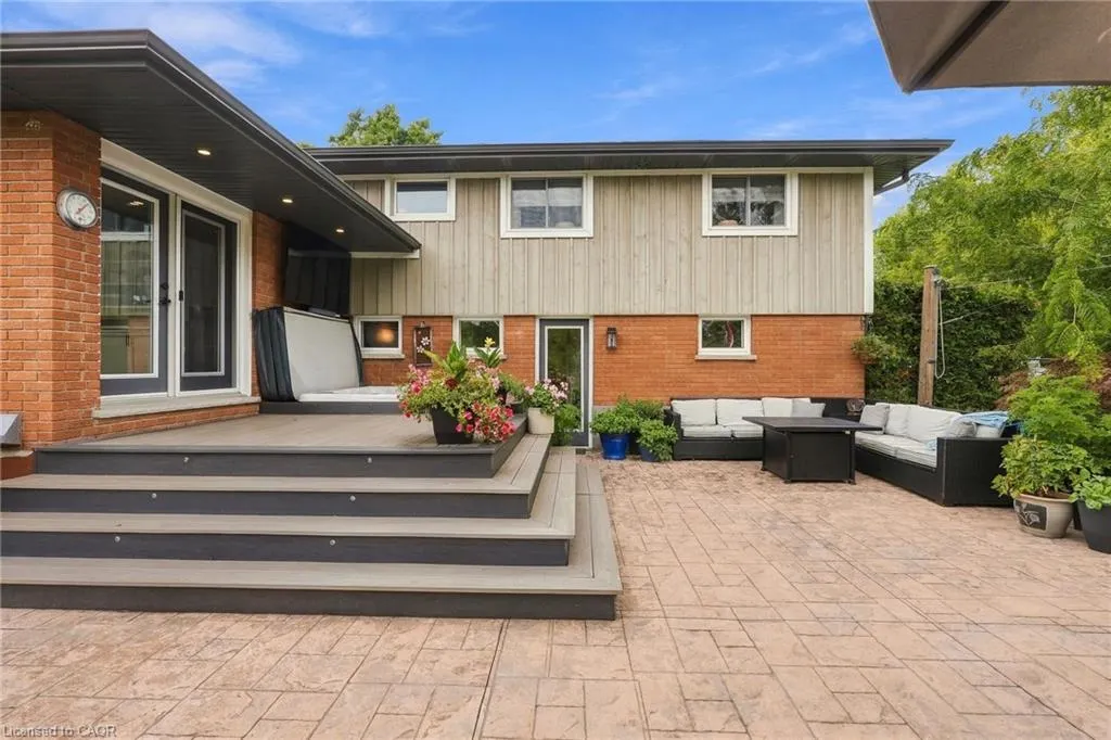 826 Millgrove Side Road