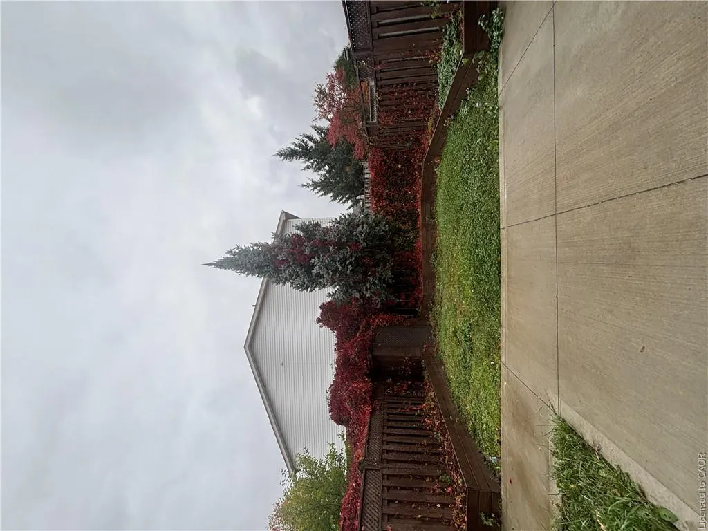 138 Heiman Street #Upper