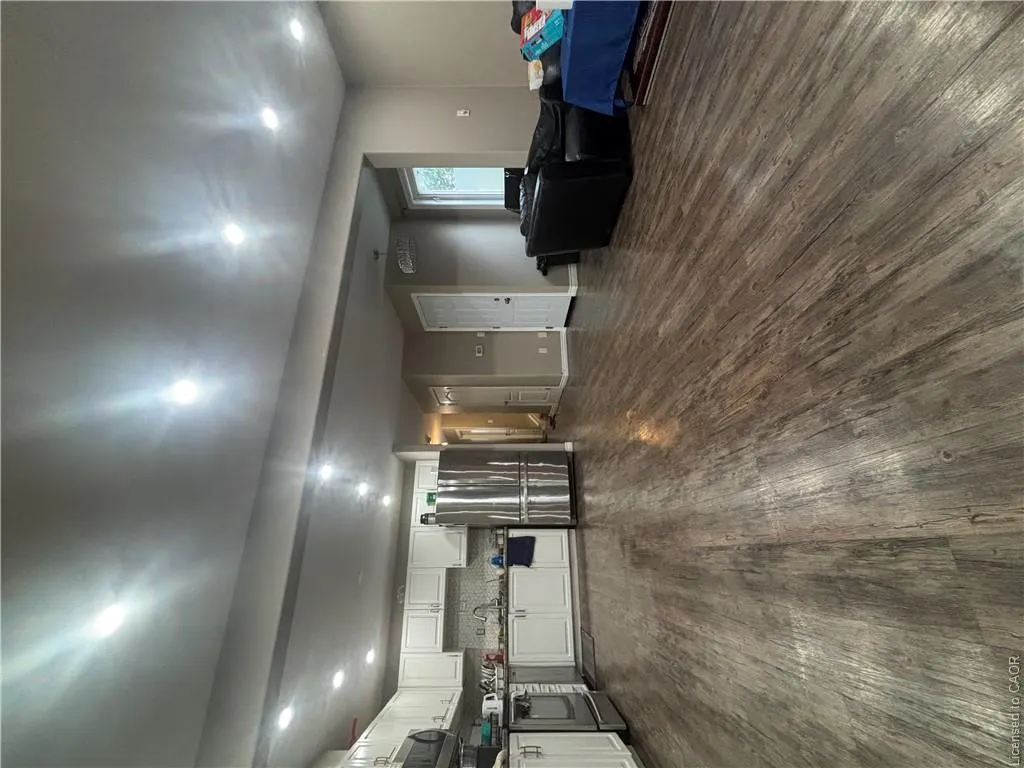 138 Heiman Street #Upper