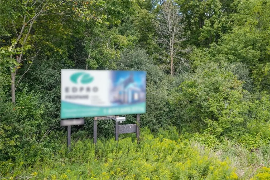 8033 Sideroad 10