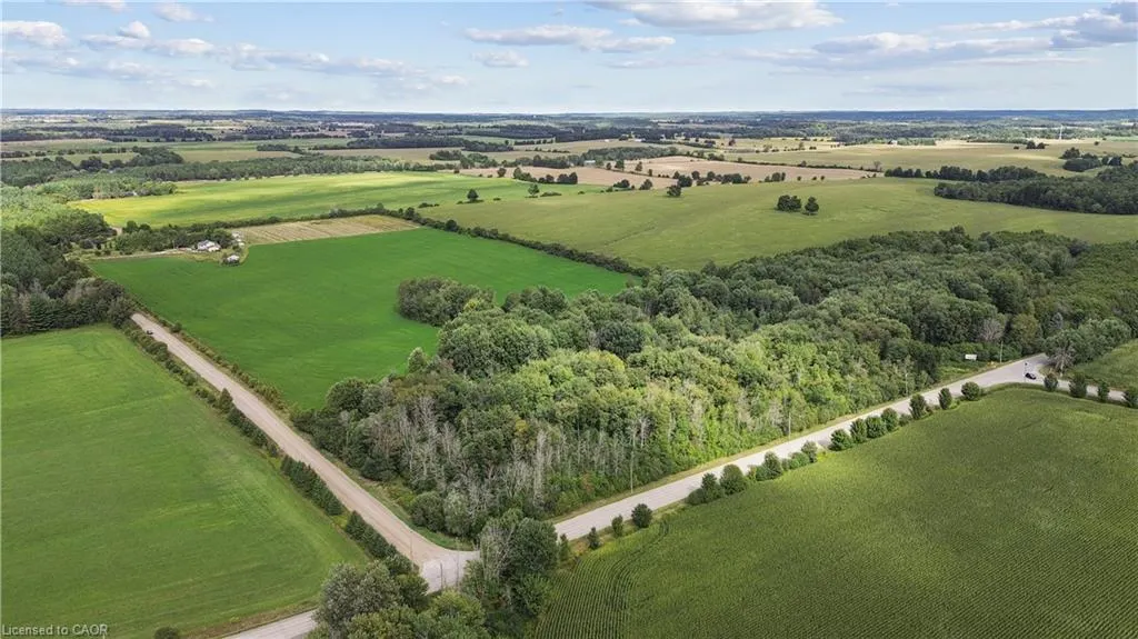 8033 Sideroad 10