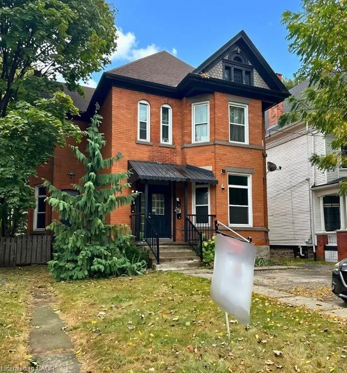 69 Sherman Avenue S #4
