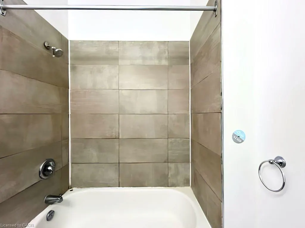 69 Sherman Avenue S #4