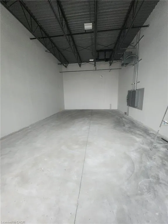 87 Bond Corner #35
