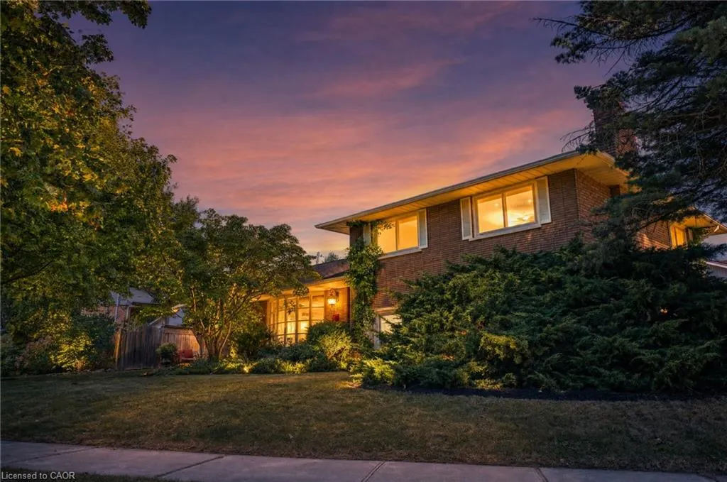 517 Rosedale Crescent