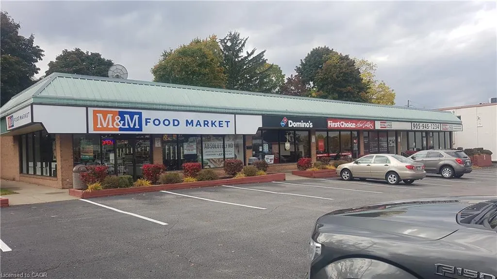 36 Main Street E