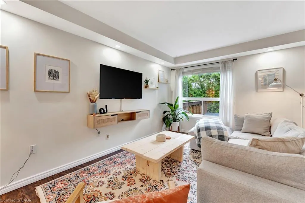 348 Highland Road W, #20