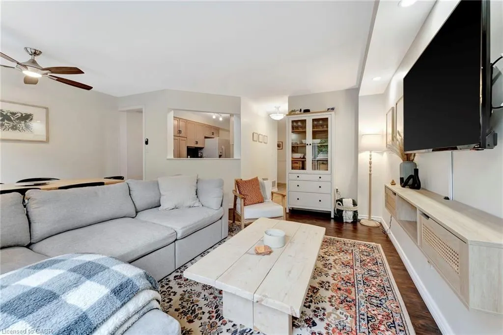 348 Highland Road W, #20
