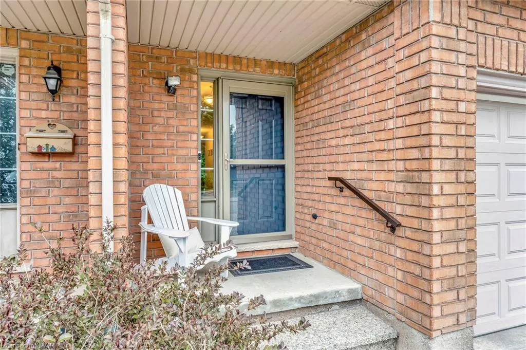 348 Highland Road W, #20