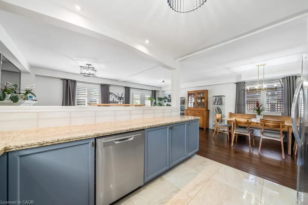 12 Valridge Court