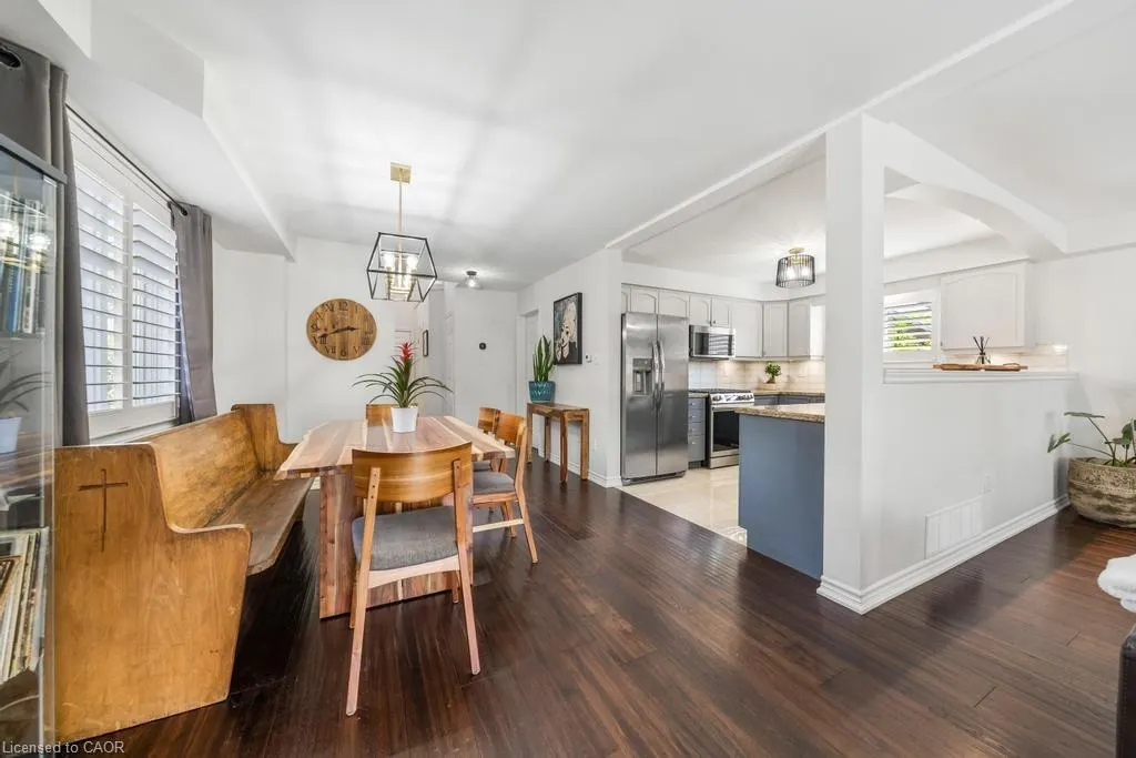 12 Valridge Court