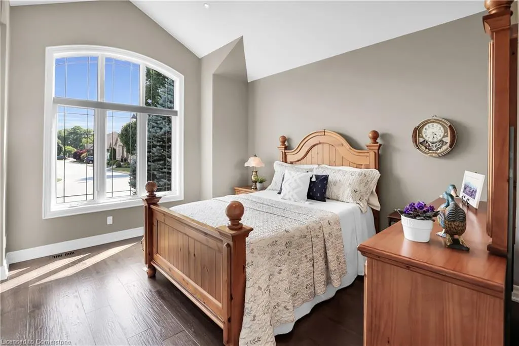 61 Lake Street, #4