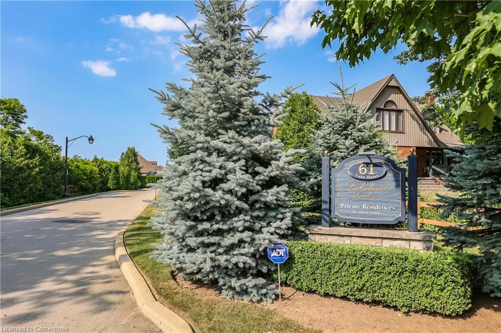 61 Lake Street, #4