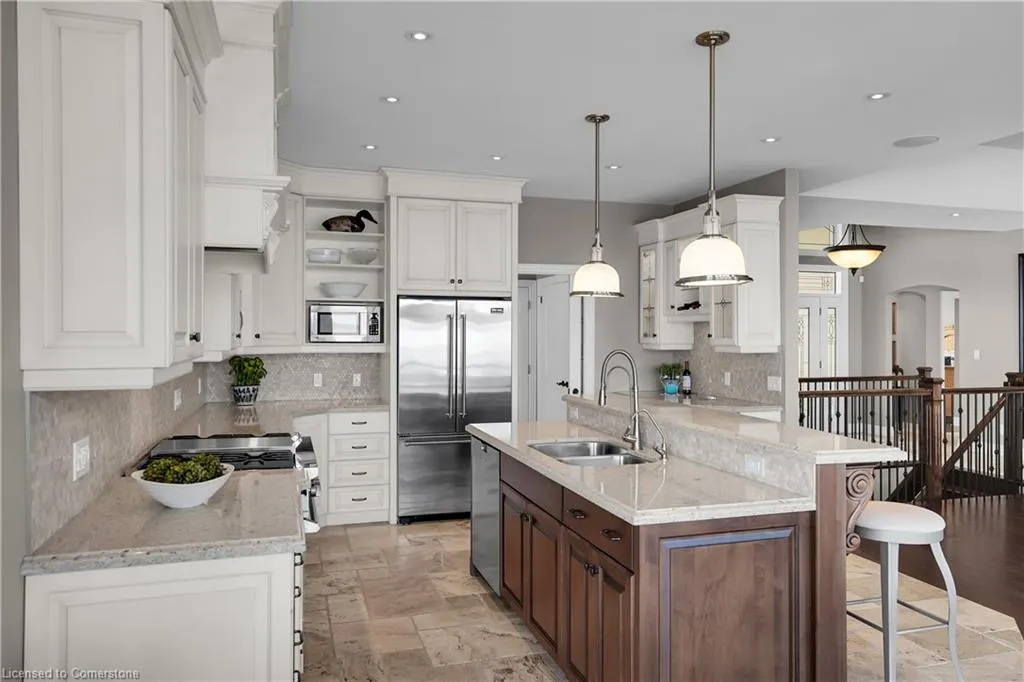 61 Lake Street, #4