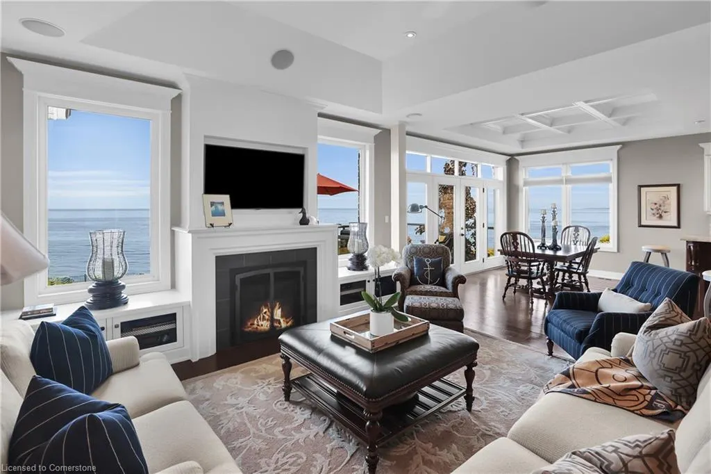 61 Lake Street, #4