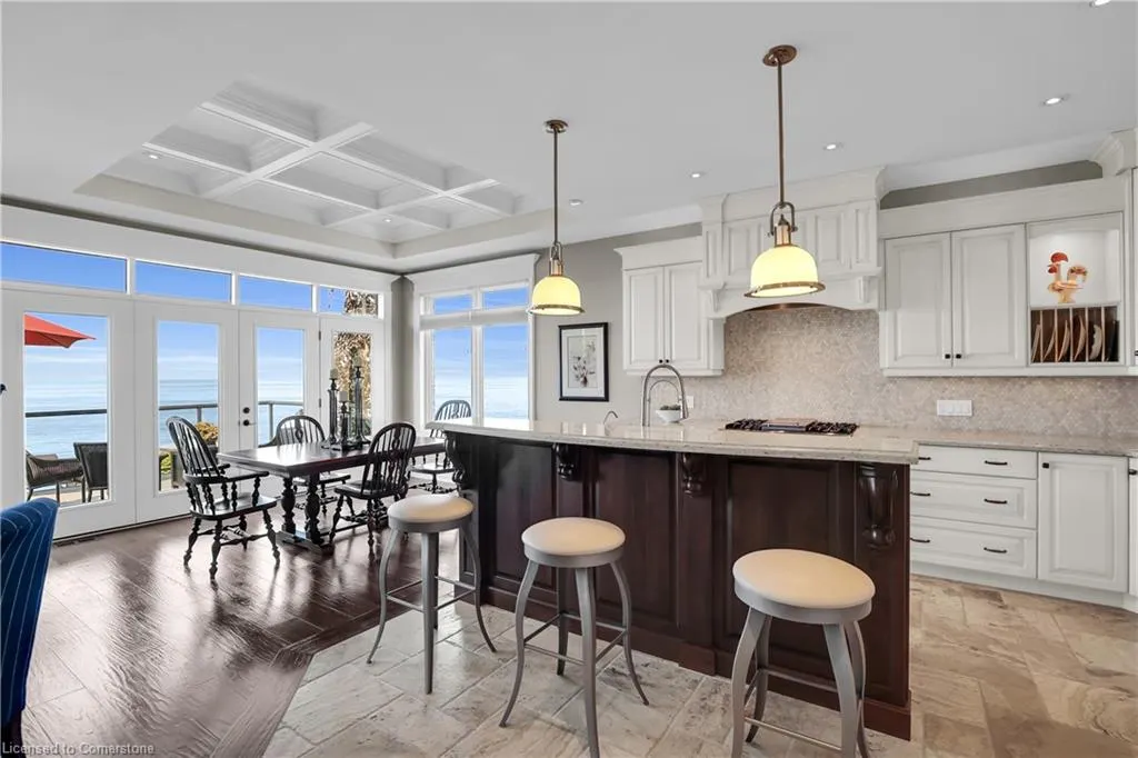 61 Lake Street, #4