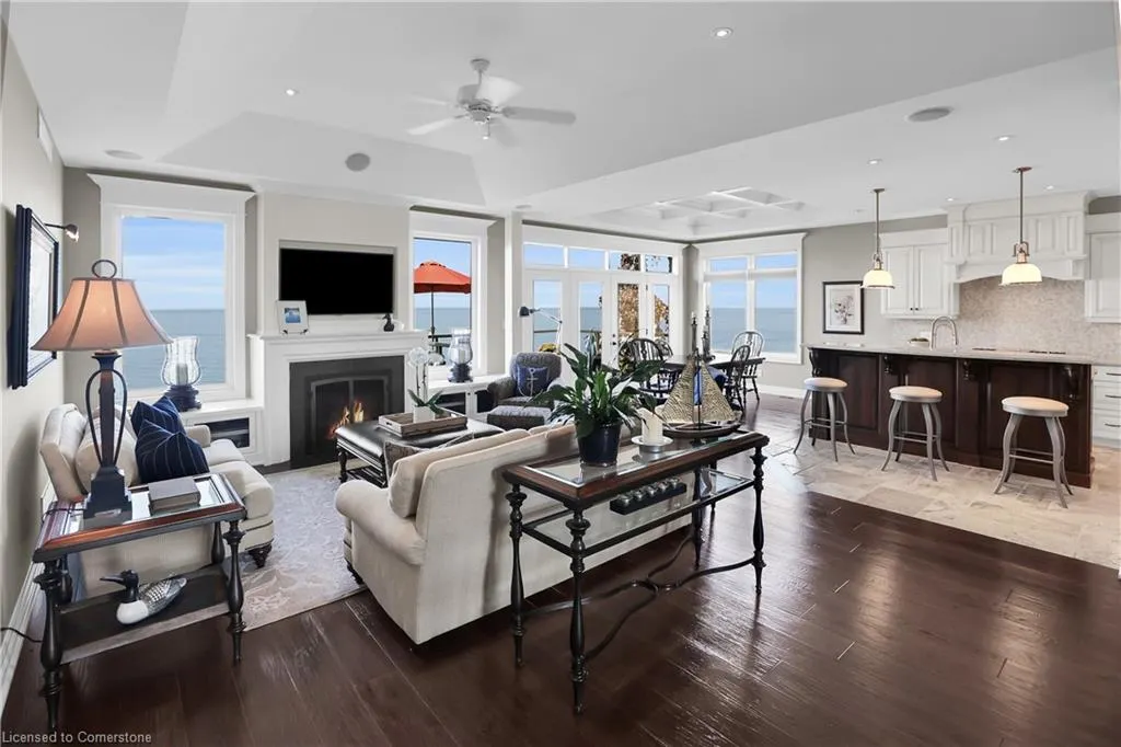 61 Lake Street, #4