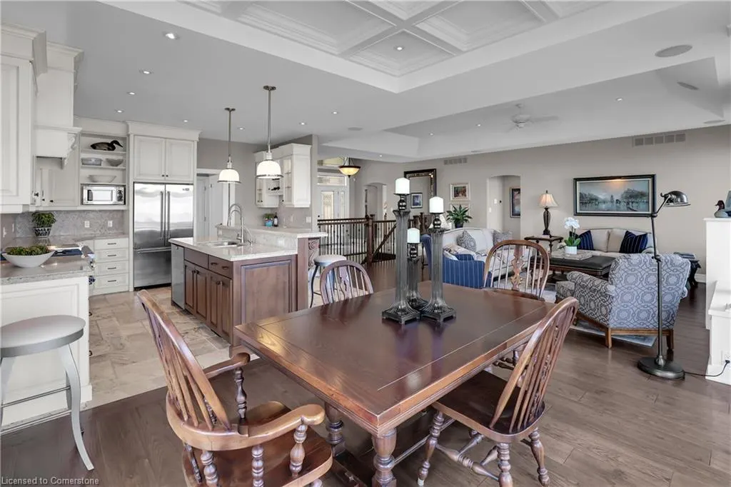 61 Lake Street, #4