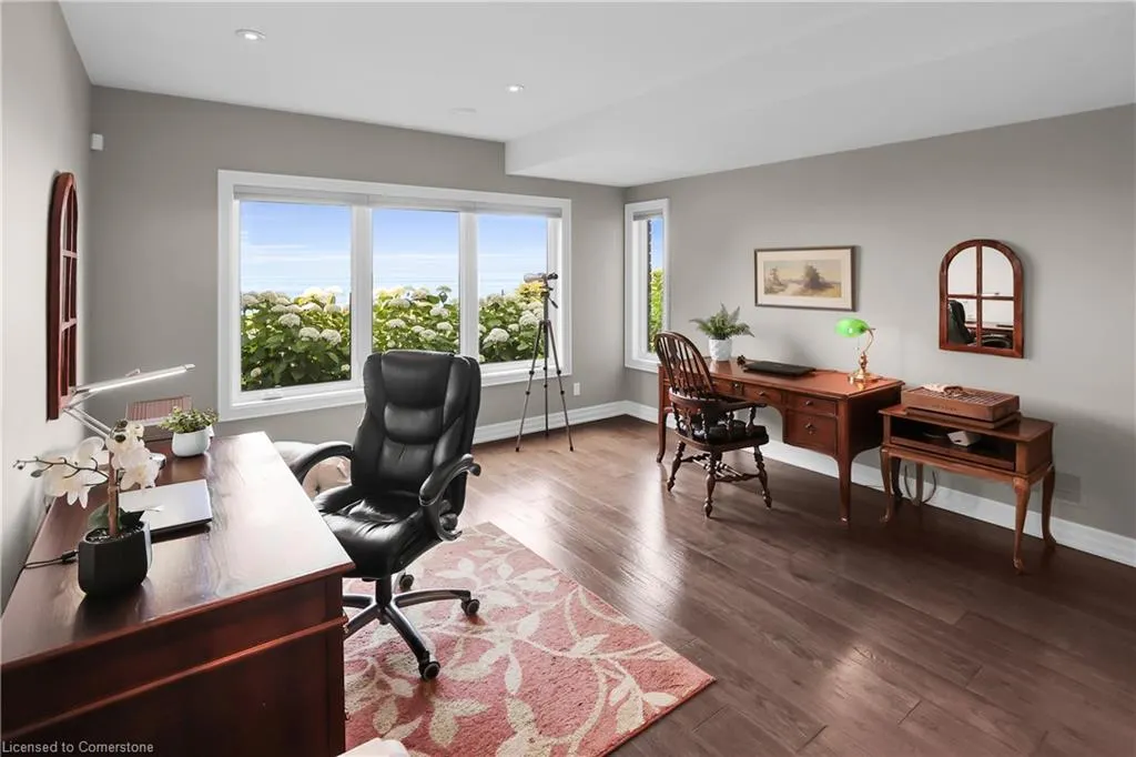 61 Lake Street, #4