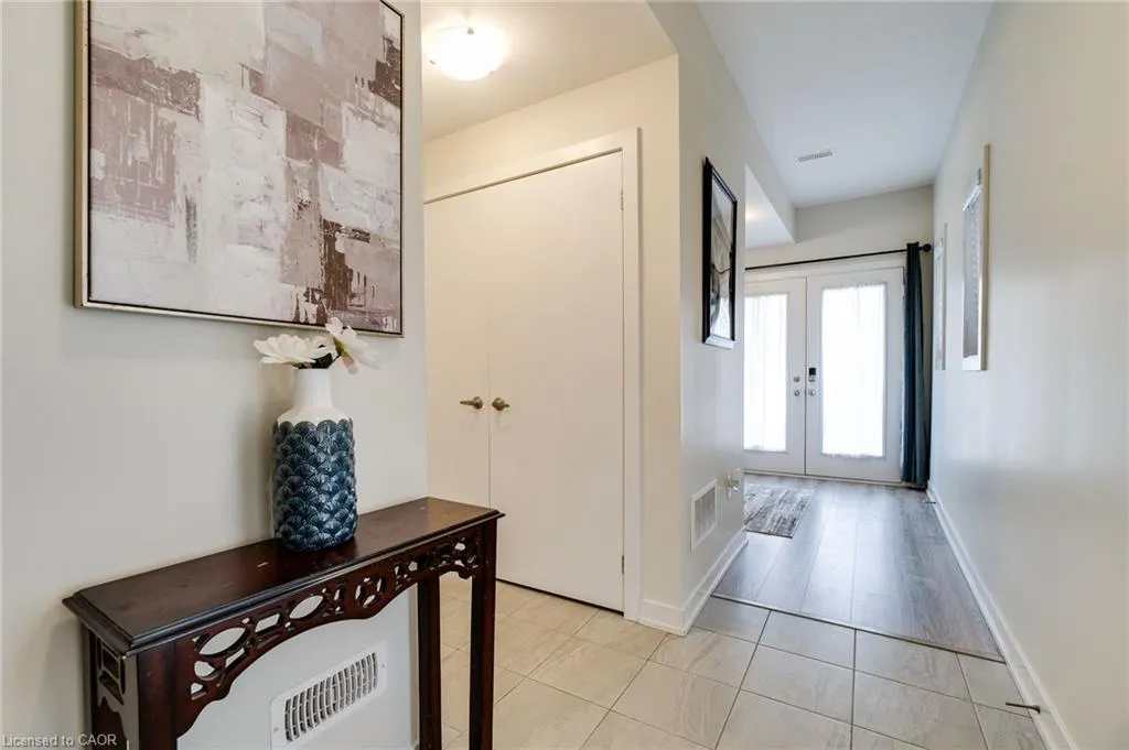 590 North Service Road, #98