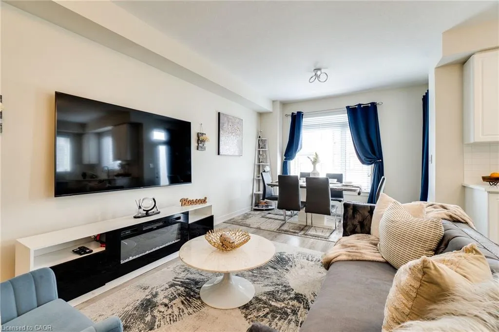 590 North Service Road, #98