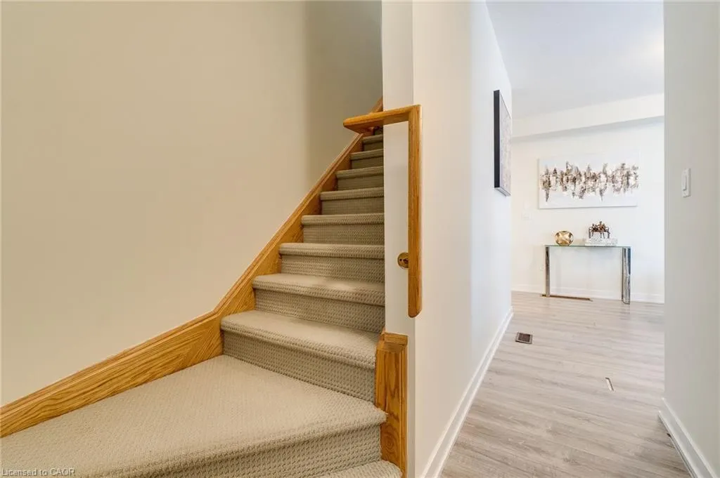 590 North Service Road, #98