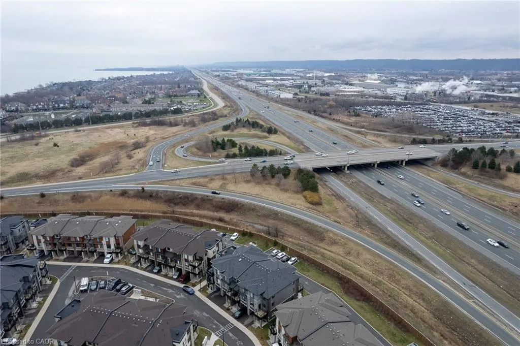 590 North Service Road, #98
