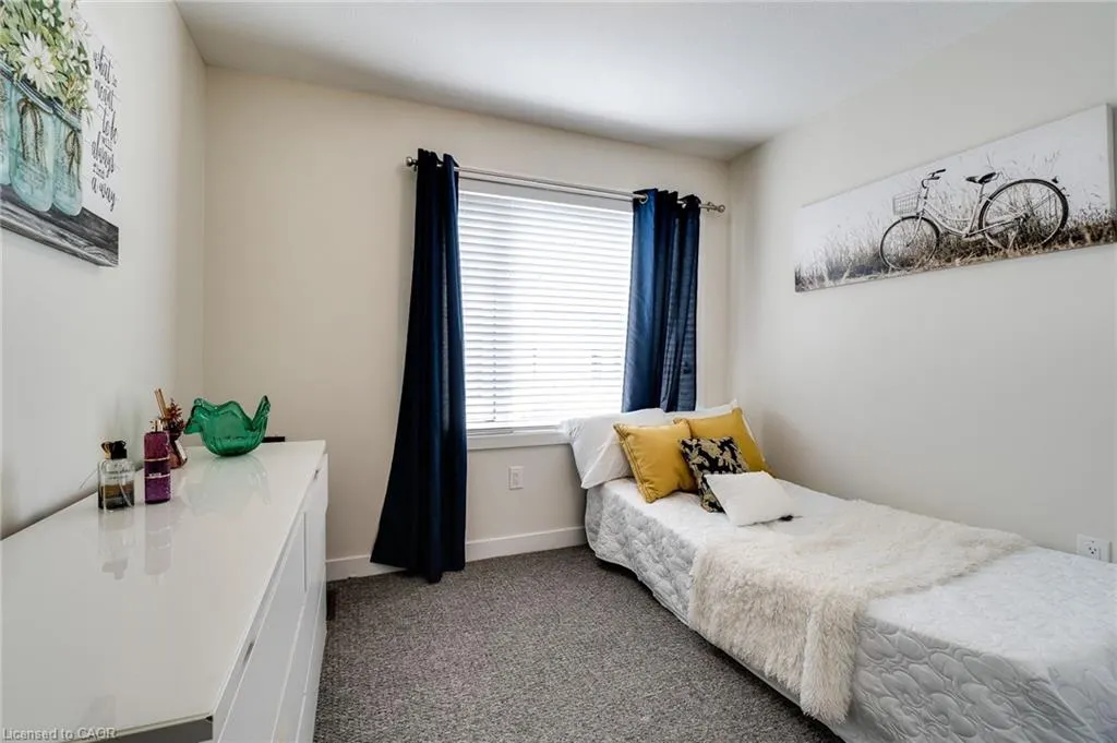 590 North Service Road, #98