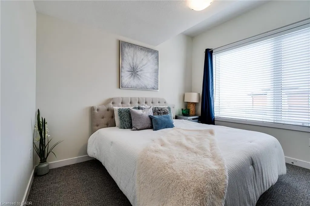 590 North Service Road, #98