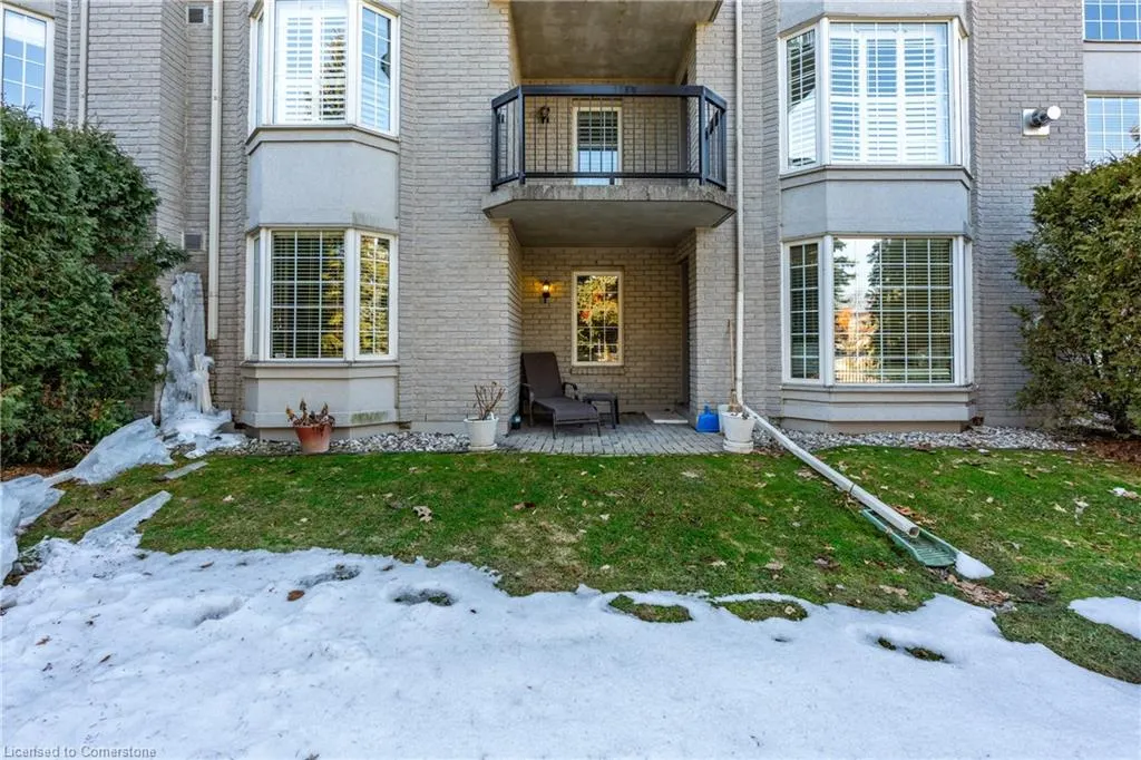 990 Golf Links Road, #106