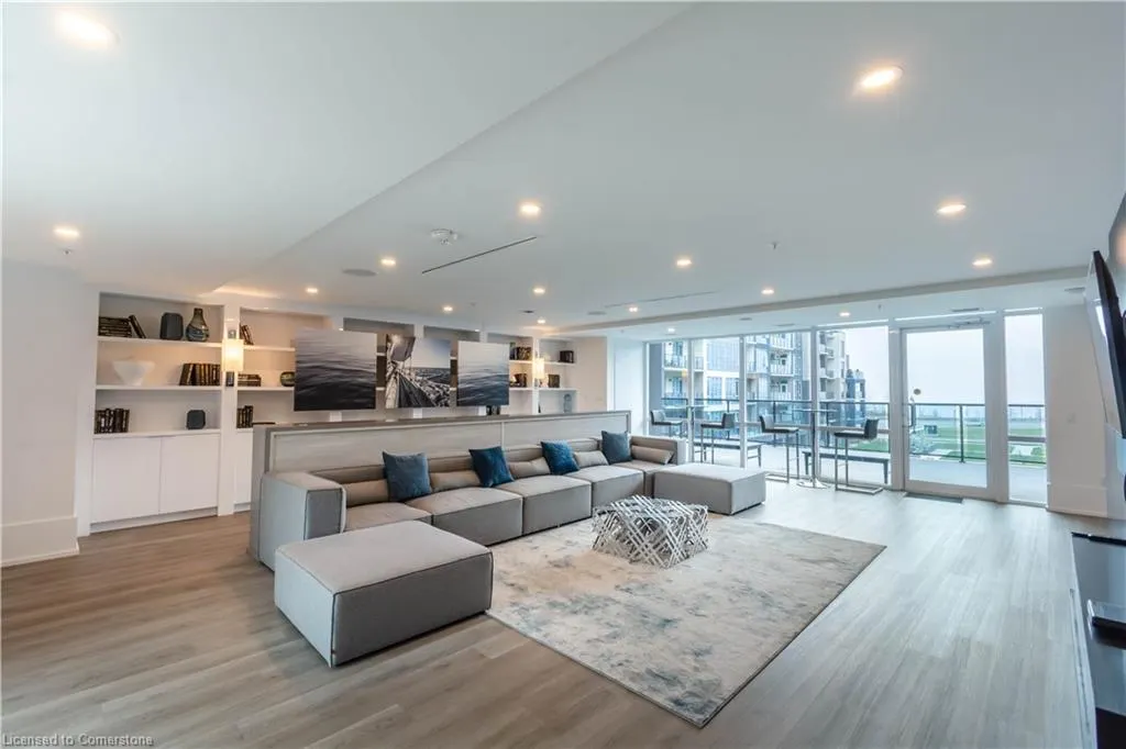 16 Concord Place, #609