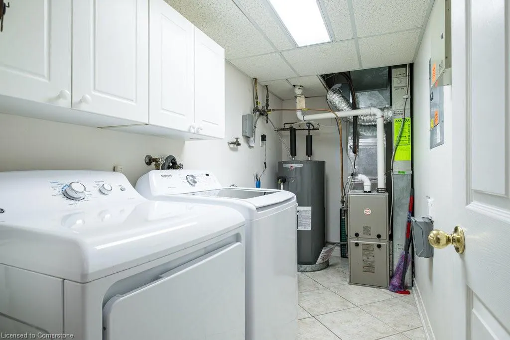 990 Golf Links Road, #208