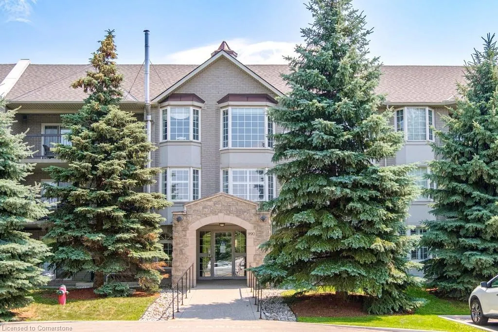 990 Golf Links Road, #208