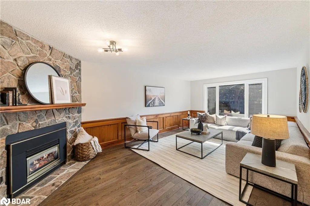 1298 Hilton Lane