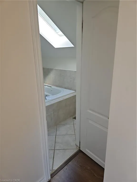 26 Fifth Avenue, #UPPER