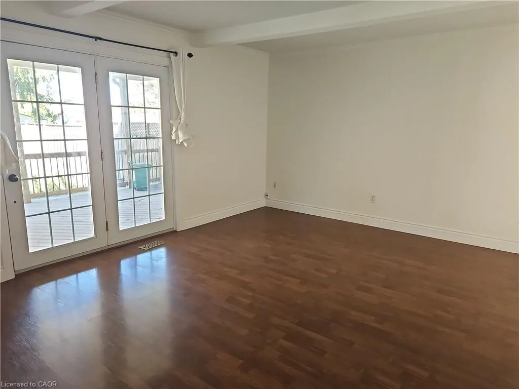 26 Fifth Avenue, #UPPER