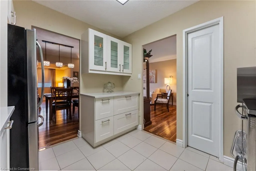 301 Frances Avenue, #1605