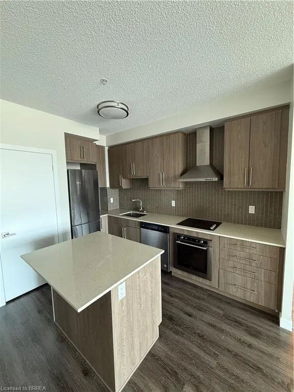 2093 Fairview Street, #1209