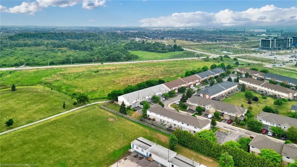 800 Paramount Drive, #28