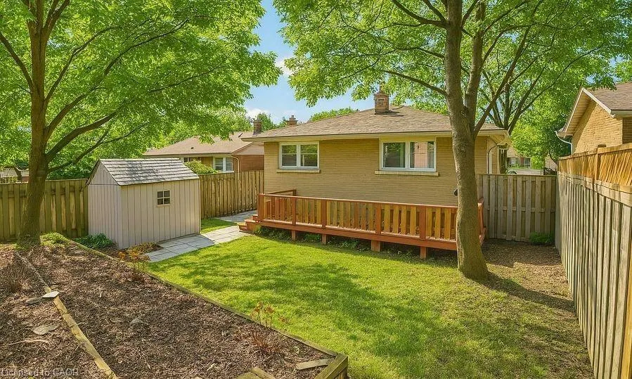 37 Kingslea Drive, #UPPER