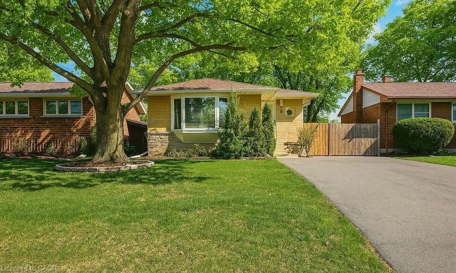 37 Kingslea Drive, #UPPER