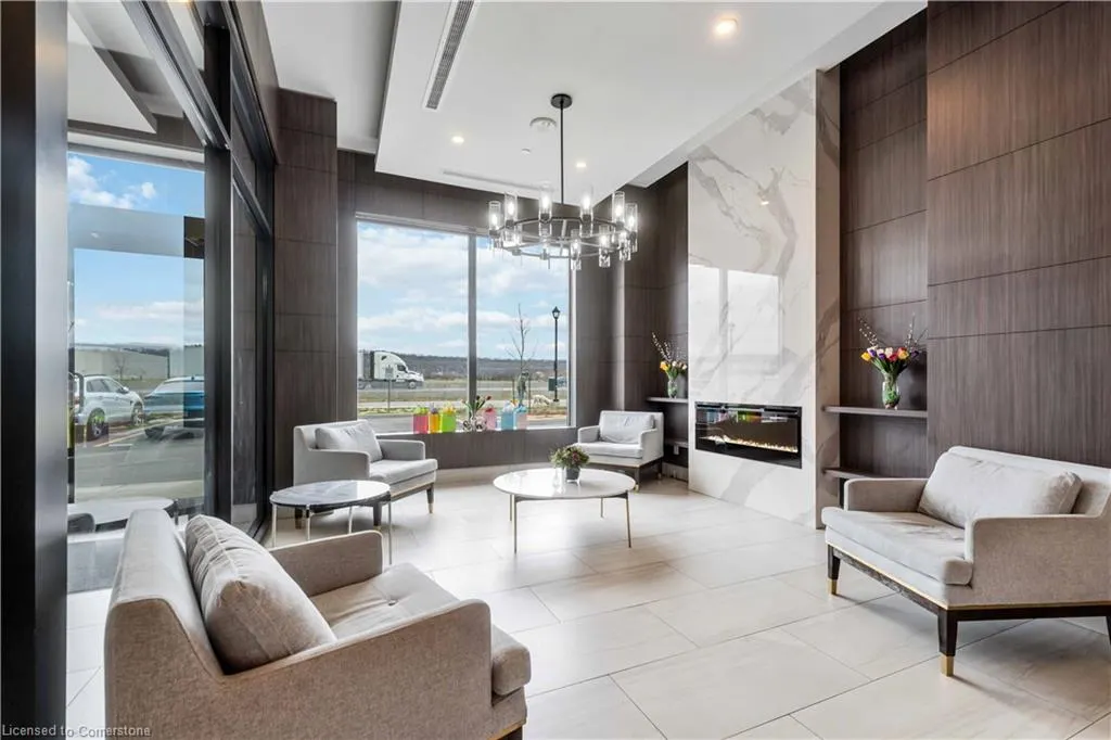 550 North Service Road, #1001
