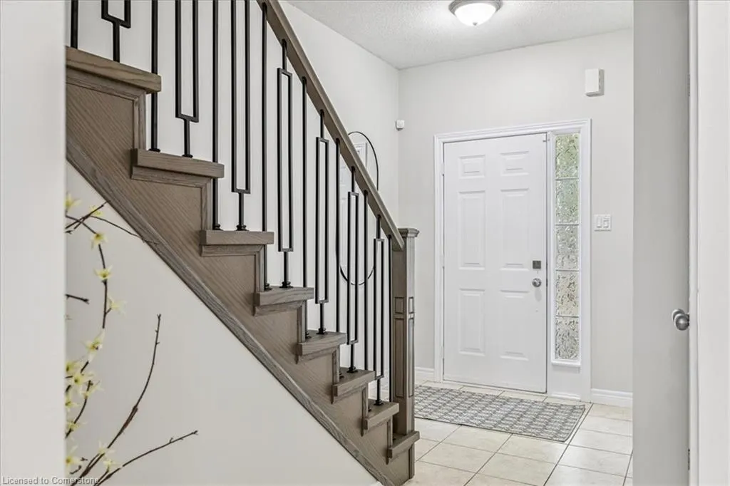 60 Cloverleaf Drive, #38