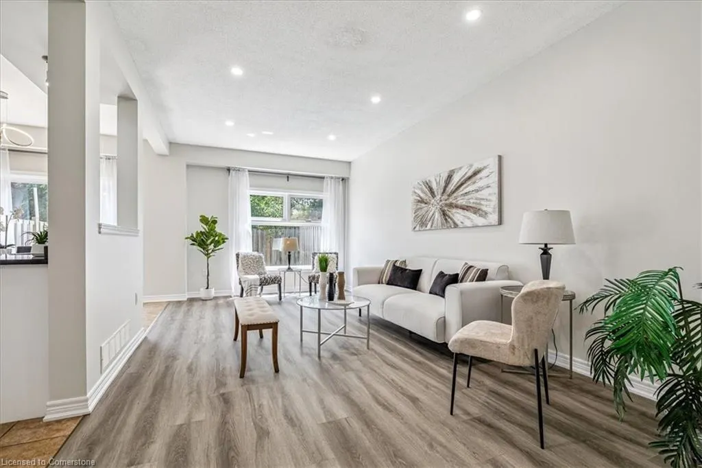 60 Cloverleaf Drive, #38